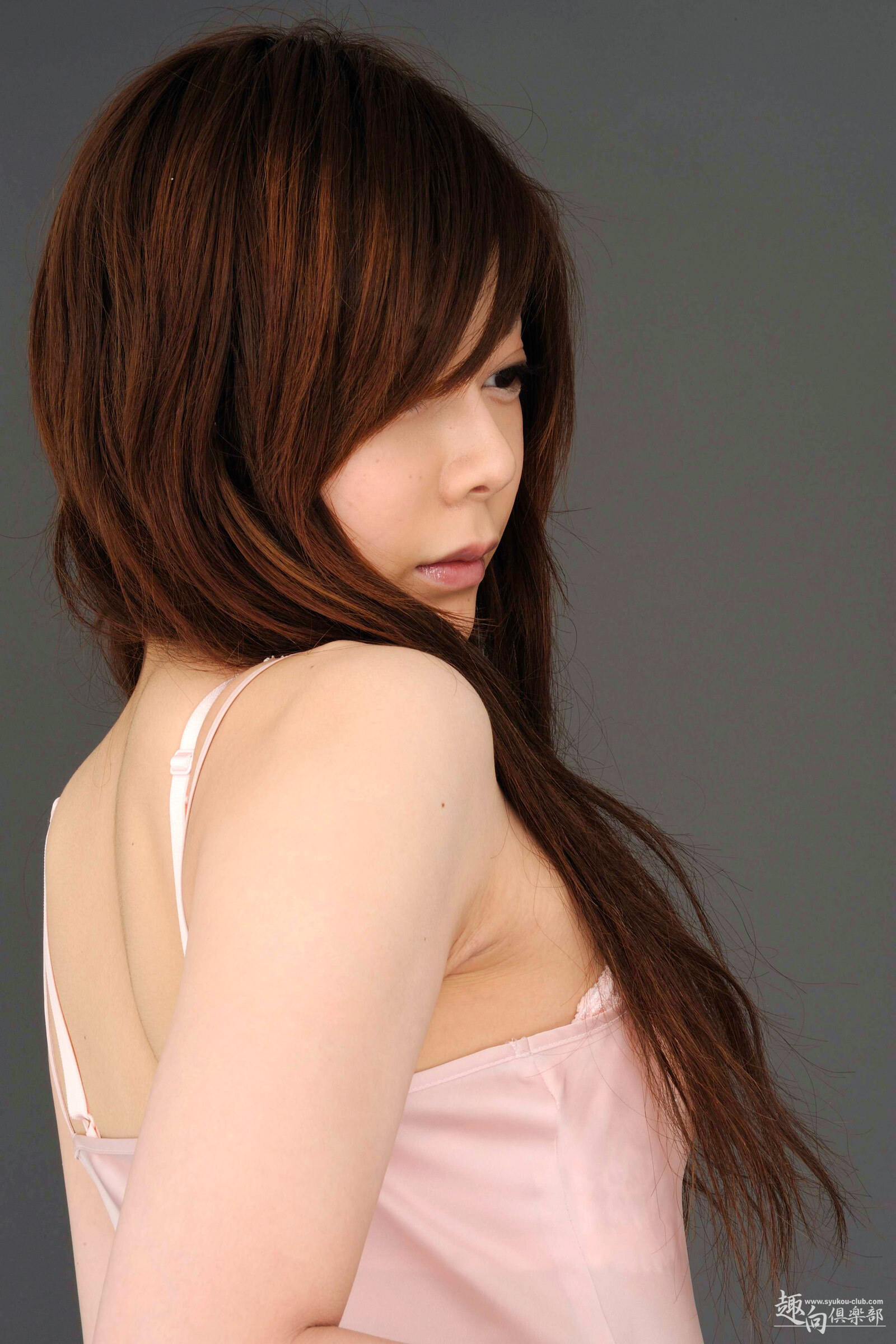 [Syukou-Club] 2013.11.07 Digi-Girl No.152 初脫ぎ素人4 純花しおん 1